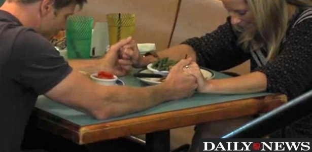 Clientes que rezam antes de refeição ganham desconto em restaurante - Reprodução/Daily News