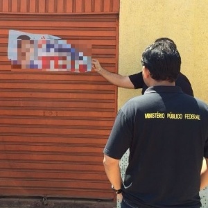 Membros do Ministério Público Federal apreendem cartaz de propaganda eleitoral irregular em Porto Velho