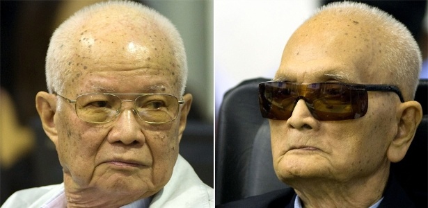 Os dois dirigentes de maior patente ainda vivos do Khmer Vermelho, Khieu Samphan, 83 (à esq.), e Nuon Chea, 88, foram condenado à prisão perpétua em um tribunal de Phnom Penh, no Camboja