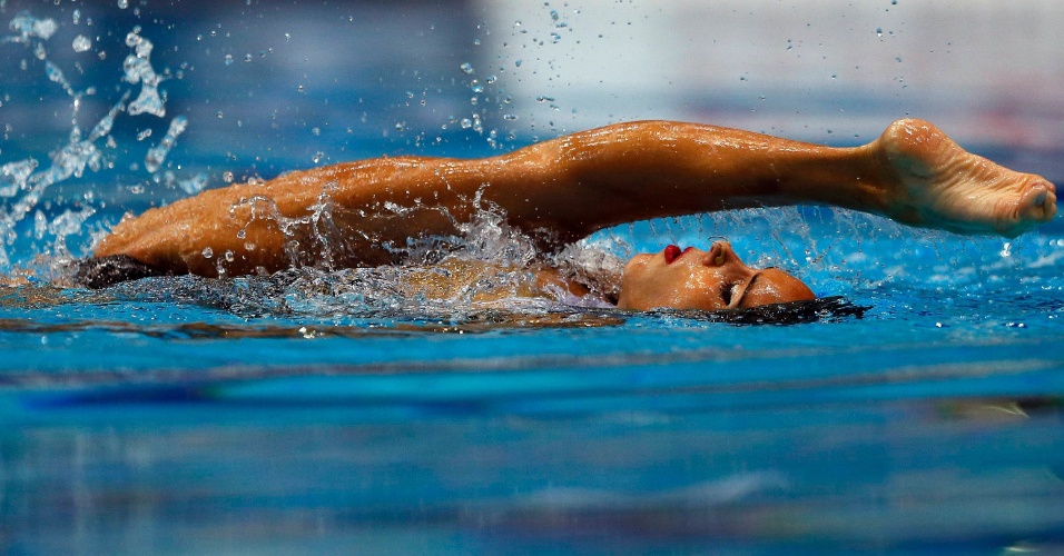 15.ago.2014 - Atleta espanhola Ona Carbonell participa de competição de nado sincronizado durante o Campeonato Europeu de Natação, em Berlim, na Alemanha