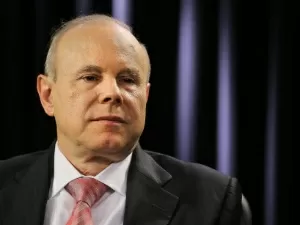 Mantega: Foi criada uma crise artificial para desestabilizar o governo Lula