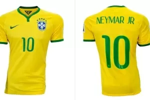 Sites leiloam roupas usadas por atletas e camisa de Neymar sai por R$ 5.300  - 28/08/2014 - UOL Economia