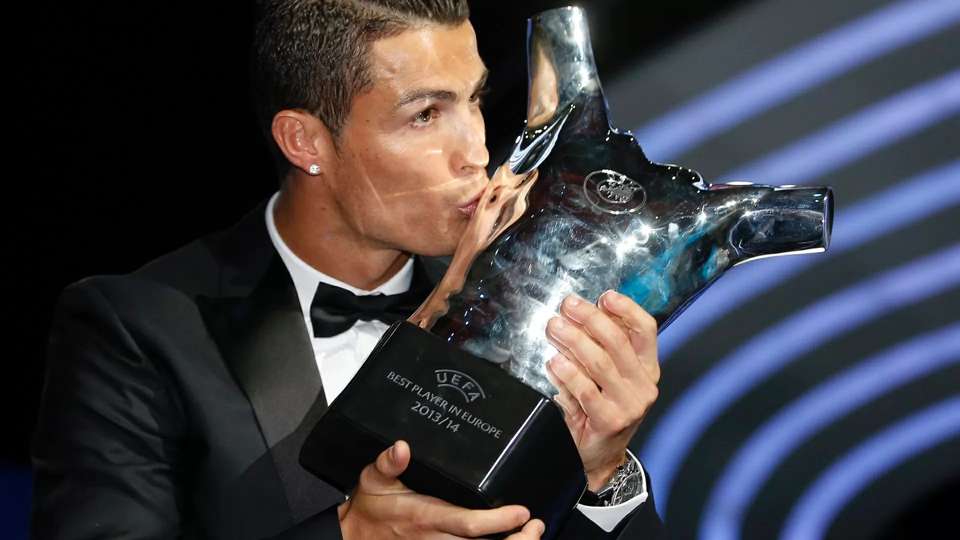 Cristiano Ronaldo eleito Melhor Jogador na Europa, Por dentro da UEFA