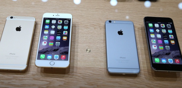 Apple apresentou os novos produtos iPhone 6 e iPhone 6 Plus, com telas de 4,7 e 5,5 polegadas, respectivamente. Ambos os dispositivos usam a Retina HD - Justin Sullivan/Getty Images/AFP