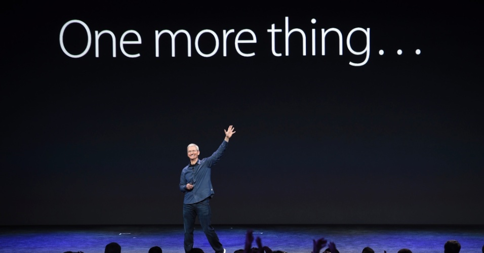 Tim Cook, diretor-executivo da Apple, usa a famosa frase de Steve Jobs, cofundador da empresa morto em 2010, para anunciar o relógio inteligente Apple Watch