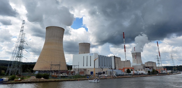 O governo da Bélgica irá implementar um plano de racionamento de energia por causa da desativação de reatores de duas de suas principais usinas nucleares - Eric Lalmand/AFP