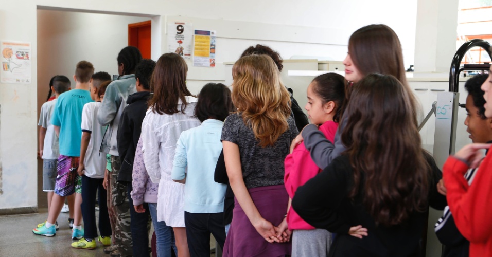 24.set.2014 - Outra instituição de ensino que participou da simulação proposta pelo UOL foi a EMEF (Escola Municipal de Ensino Fundamental) Amorim Lima, também de São Paulo