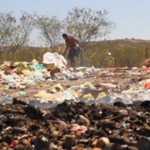 Até setembro, Ceará mantinha cerca de 300 lixões - Reprodução/Tribuna do Ceará