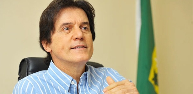 "Peço a todos os servidores que retornem ao trabalho", disse o governador - Divulgação