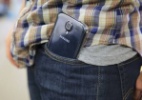 Marcas de roupas aumentam bolsos de calças para acomodar phablets - Reprodução