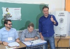 Aécio Neves (PSDB) vota em Belo Horizonte neste domingo - SBT/ UOL