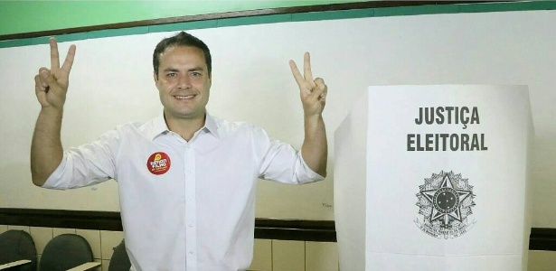 Renan Filho (PMDB) durante votação em Alagoas