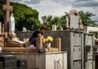 Dia de Finados: como o Brasil e outros países homenageiam seus mortos? - Igor do Vale/Futura Press/Estadão Conteúdo 