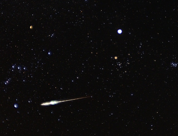 Chuva de meteoros Taurídea avistada em 9 de novembro de 2012 na Carolina do Norte, nos Estados - Reprodução/Forrest Boone