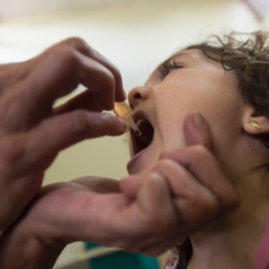 O objetivo é imunizar 12,7 milhões de crianças contra a pólio e 10,6 milhões contra o sarampo - Marcelo Camargo/Agência Brasil