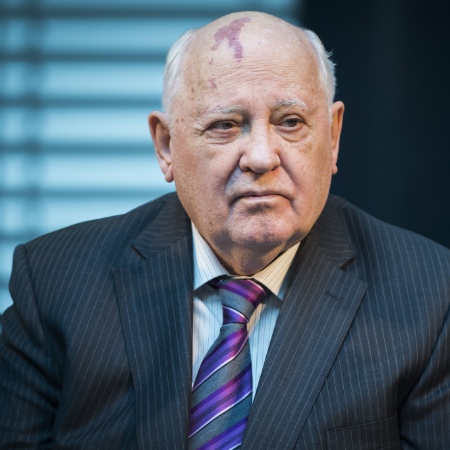 8.nov.2014 - O ex-presidente da antiga União Soviética, Mikhail Gorbachev - Odd Andersen/AFP
