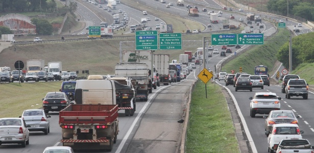 Carros trafegam na rodovia Anhanguera, administrada pela concessionária Autoban - Pedro Amatuzzi/Código 19/Estadão Conteúdo