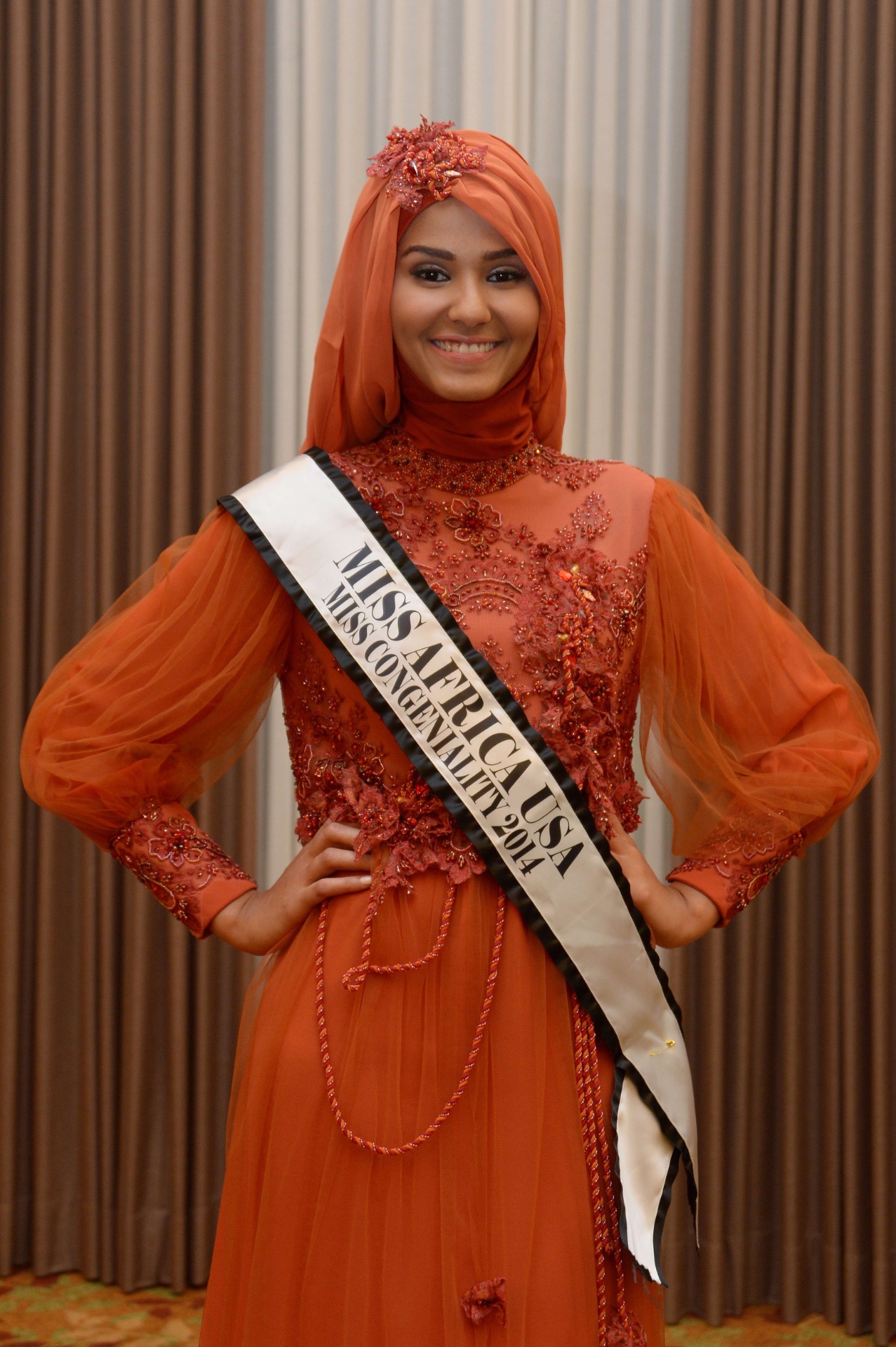 fotos miss mundo mu ulmana atrai jovens de v rios pa ses fotos miss mundo mu ulmana atrai jovens de v rios pa ses