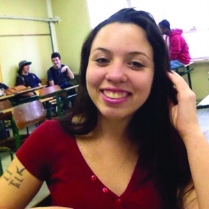 A jovem Jéssica Maiara Garcia, 17, foi atropelada e morta por um tio em Santa Catarina - Arquivo pessoal