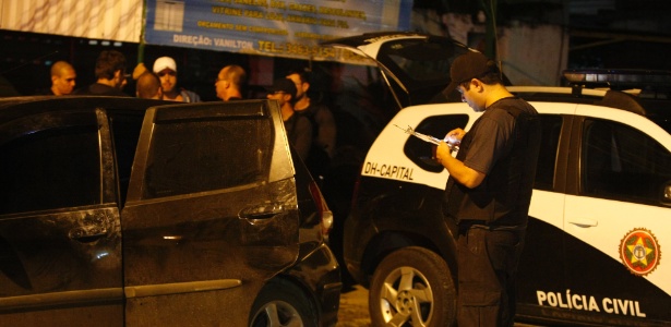 O PM Ryan Procópio, 23, foi encontrado morto e com sinais de tortura dentro de um carro abandonado nos arredores da avenida Brasil, na altura de Bangu, na zona oeste - Pedro Teixeira / Agência O Globo