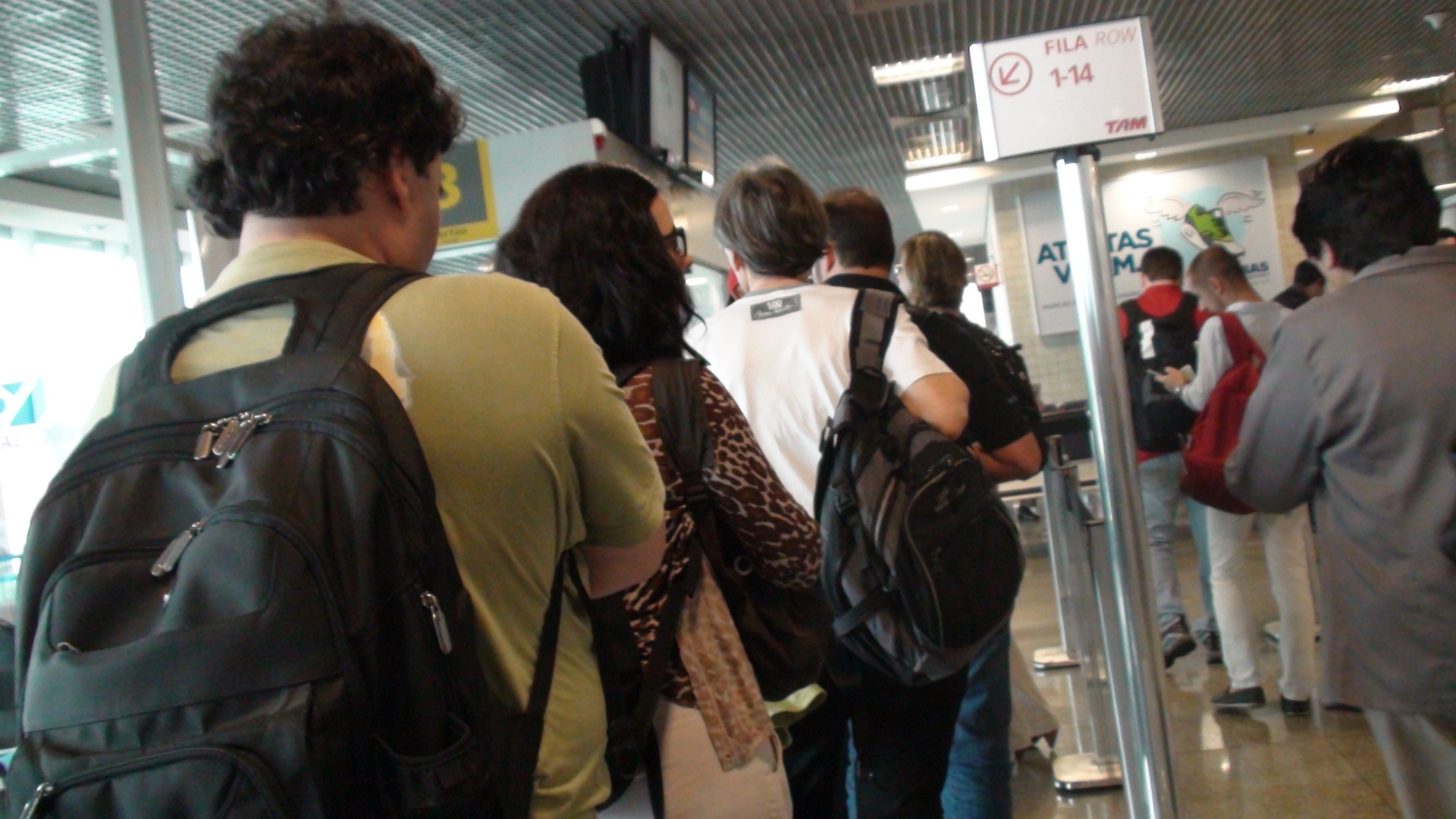 Locutora do aeroporto de Congonhas dá "a última chamada" para o voo com uma premonição de queda na avenida Paulista: quem se habilita? - Rodrigo Bertolotto/UOL