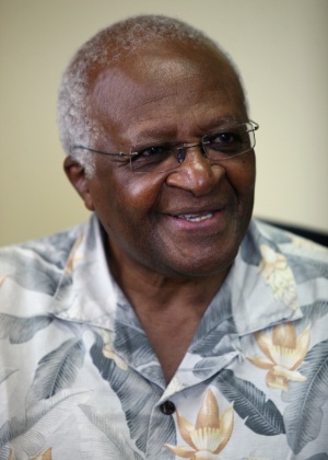 Desmond Tutu é arcebispo emérito da Cidade do Cabo, na África do Sul, e vencedor do Prêmio Nobel da Paz - Oryx Media/The New York Times