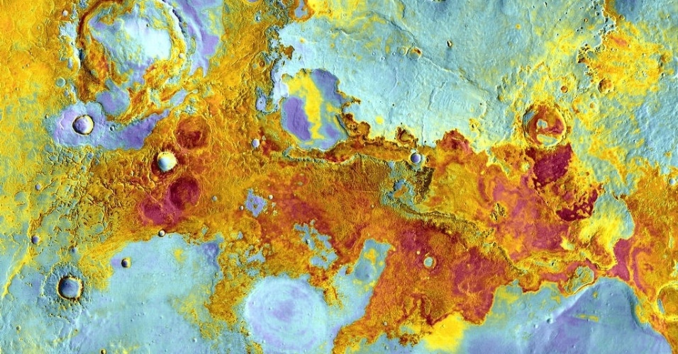 3.dez.2014 - Hematita é encontrada em Meridiani Planum, em Marte. Com a curadoria de artistas, fotógrafos e editores de fotografia, a Nasa reuniu uma série de imagens para compor a 