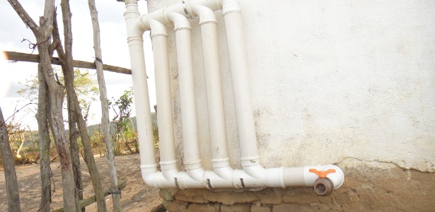 9.dez.2014 - Desviufpe, dispositivo criado em uma pesquisa da Ufpe, retém água suja e leva água limpa das chuvas para cisternas - Divulgação