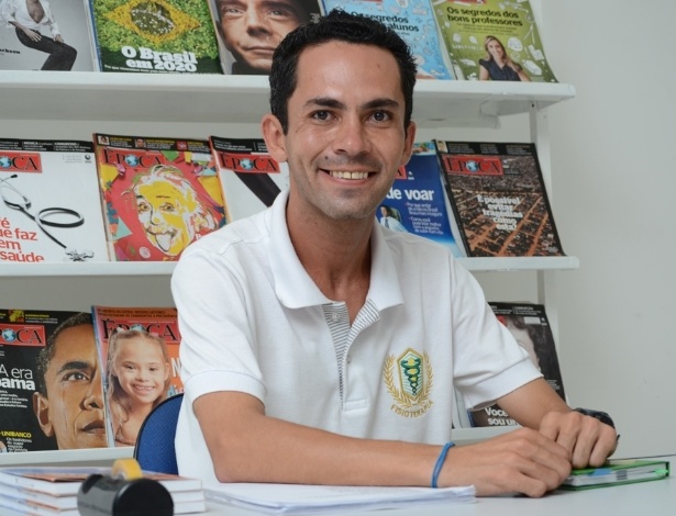 Diegho Emanueel Jomaluz de Barros, 30, coordena um grupo de leitura no presídio - Beto Macário/UOL