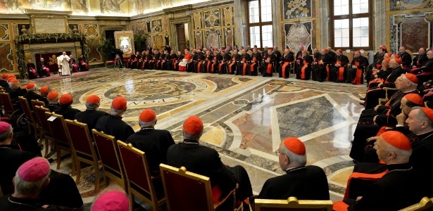 Papa Francisco fala durante a audiência da Cúria, o aparelho administrativo da Santa Sé - Andreas Solaro/AFP