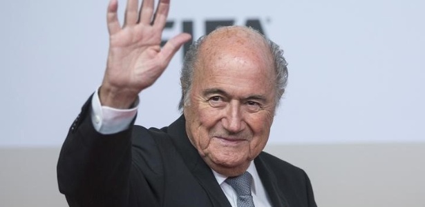 Blatter estaria em dúvida sobre a disputa de mais uma eleição para presidente da Fifa - 