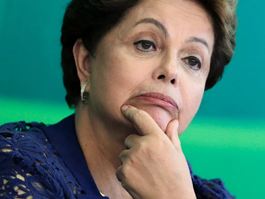 File:São Paulo - SP. Dilma em debate transmitido online pela UOL-Folha  (4904700531).jpg - Wikimedia Commons