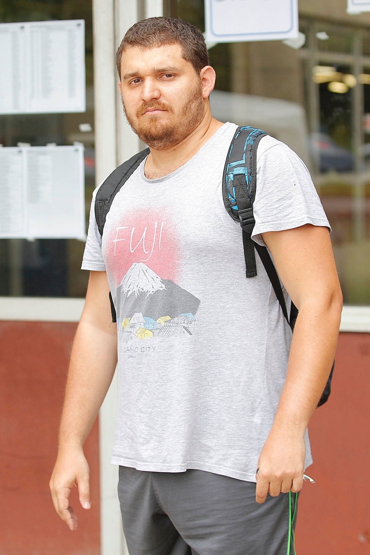 04.jan.2015 - "O primeiro texto de apoio falava sobre a ideia da 'camarotização' relacionada com a democracia nos Estados Unidos; o segundo, mais sobre a influência que teve a ascensão das classes populares; e o outro, sobre as escolas públicas e particulares", conta Pedro Siqueira, de 27 anos, que tenta uma vaga em ciências contábeis - Reinaldo Canato/UOL