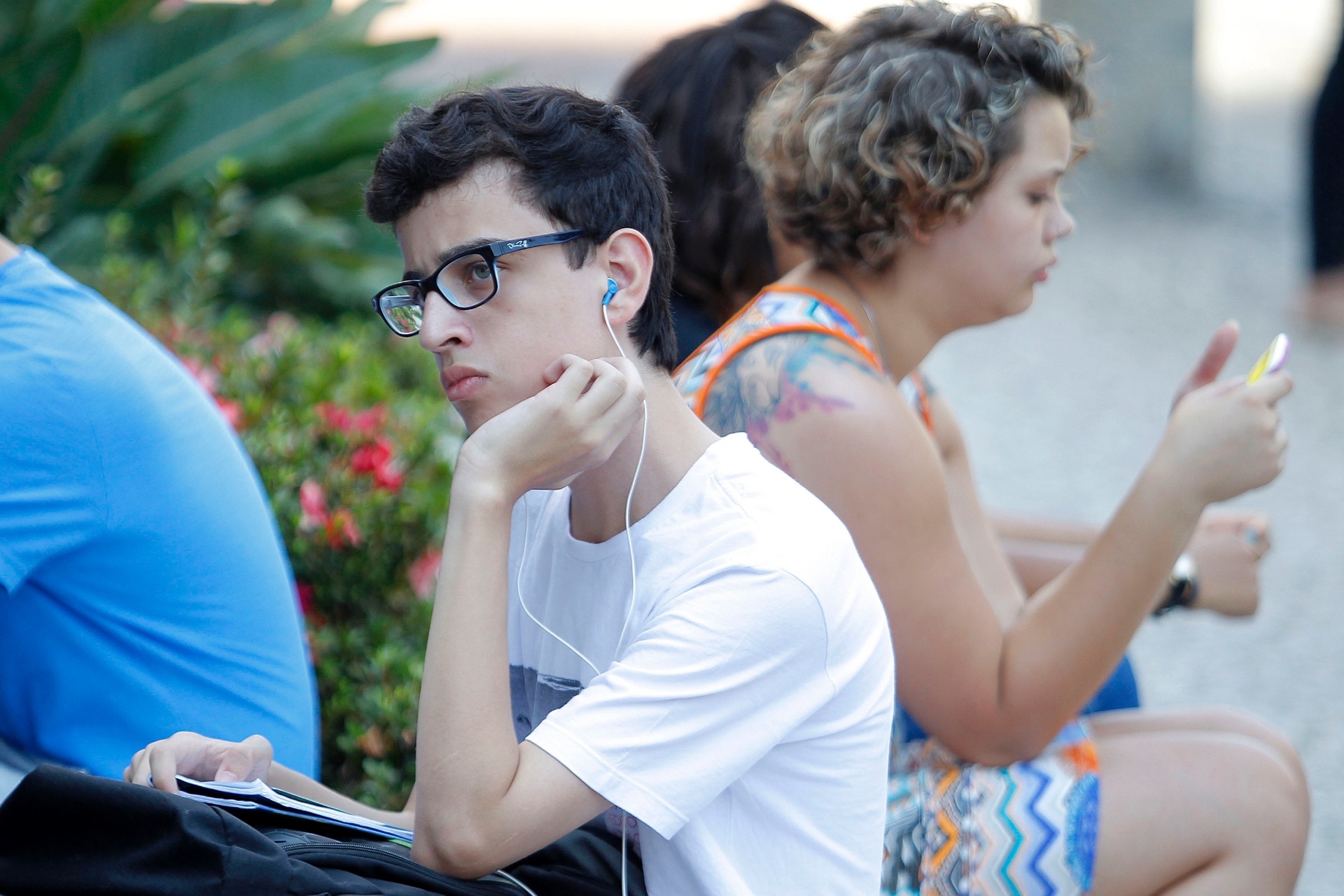 11.jan.2015 - Candidatos aguardam o início da segunda fase do vestibular 2015 da Unicamp (Universidade Estadual de Campinas) em local de prova em São Paulo. As provas começam neste domingo (11) e vão até terça-feira (13). São esperados 15.444 candidatos para esta etapa do processo seletivo - Reinaldo Canato/UOL