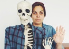 Canadense vira hit no Instagram com fotos de esqueleto agindo como humano - Arquivo Pessoal