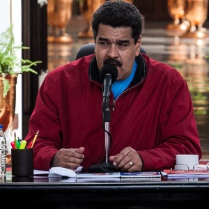 "A agressão e a ameaça do governo dos Estados Unidos é a maior que a Venezuela já recebeu e deve ser respondida com a unidade nacional", disse Maduro