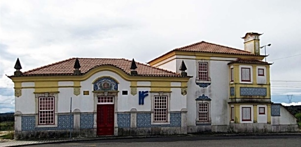 Estação ferroviária da linha de Sines, em São Bartolomeu, Portugal, está à venda - Divulgação