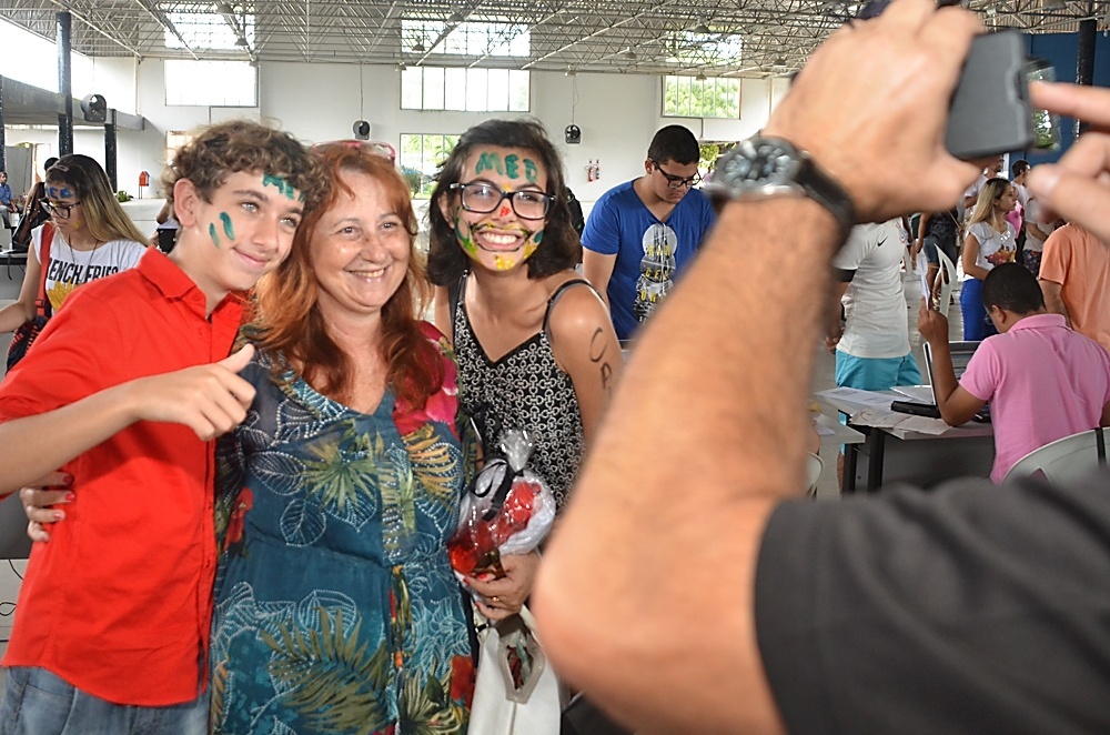 trote, trote universitário, menino de 14 anos que passou em medicina, UFS, vestibular, enem, sisu, José Victor Menezes Teles - Jadilson Simões/UOL