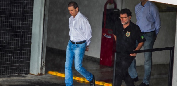 O doleiro Alberto Youssef (à esquerda) foi uma das primeiras pessoas presas pela Operação Lava Jato - Paulo Lisboa/Brazil Photo Press/Estadão Conteúdo - 5.fev.2015