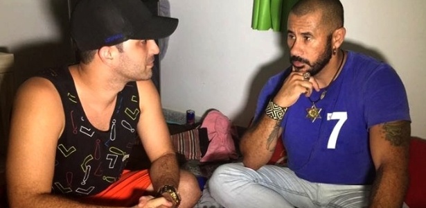 Júnior (à direita) conversa com Celso Pinheiro Pimenta, o Playboy, à esquerda - Reprodução/Facebook/José Júnior