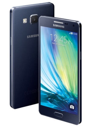 Galaxy A5, da Samsung, tem câmera frontal de 5 megapixels; smartphone tem recurso que ajuda a afinar o rosto e retocar pele - Divulgação