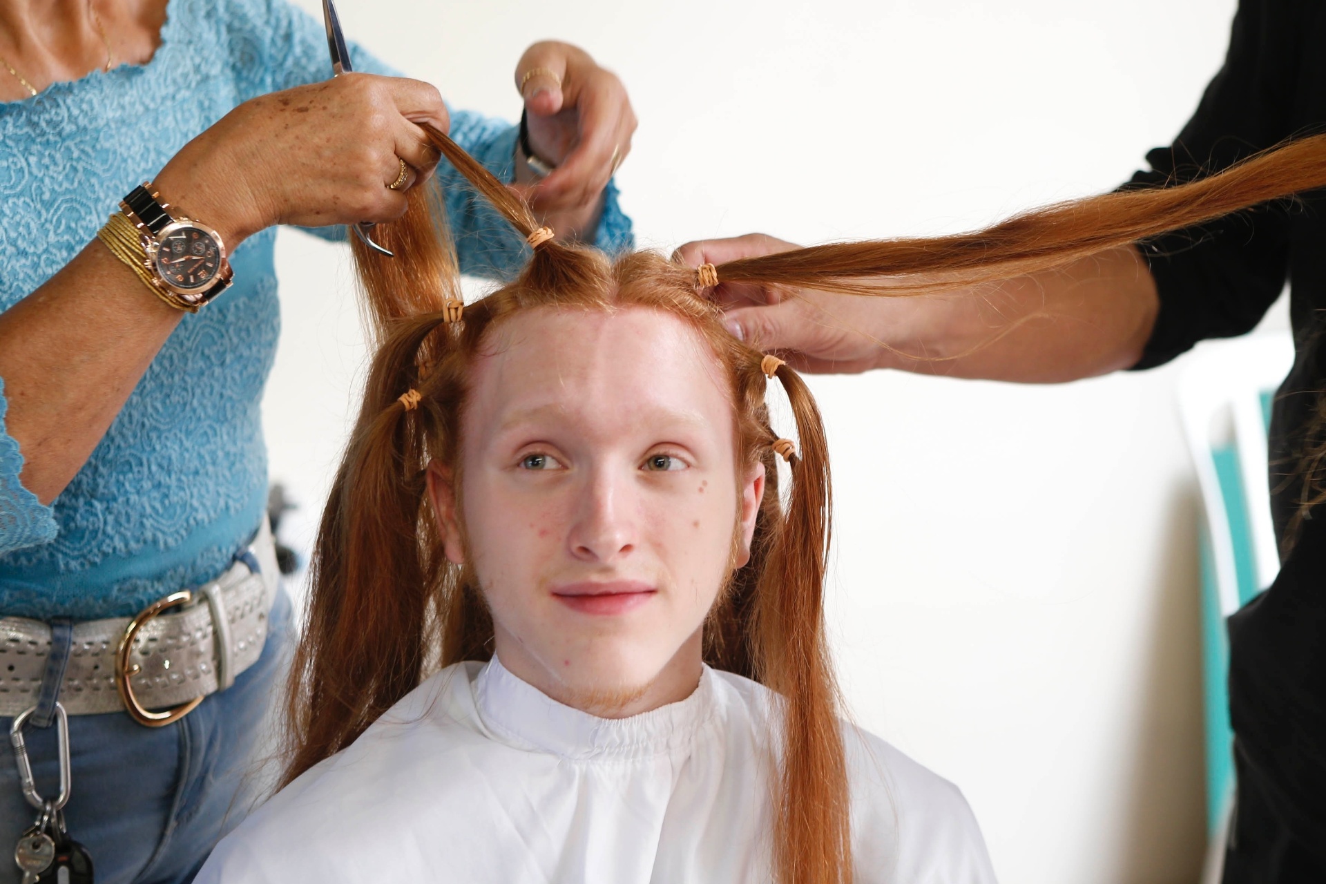 Tiago Prado, 19, doou os cabelos no trote solidário da Poli-USP - Junior Lago/UOL