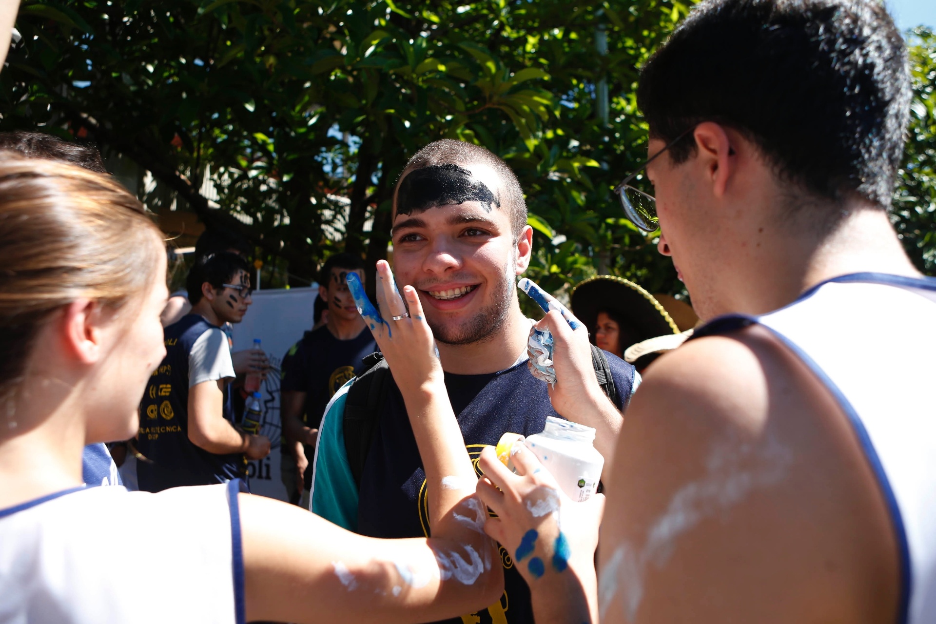 trote Poli-USP, calouros, festa, USP, tinta na cara, calourada - Junior Lago/UOL