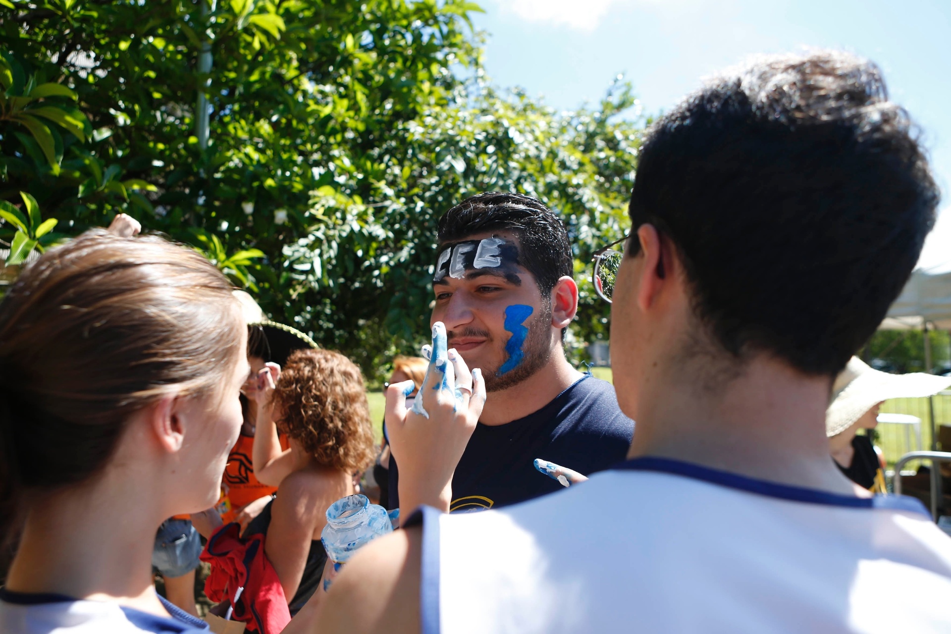 trote Poli-USP, calouros, festa, USP, tinta na cara, calourada - Junior Lago/UOL