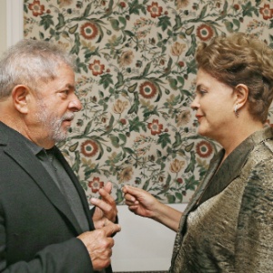 12.fev.2015 - Presidente Dilma Rousseff se encontra com Lula em hotel de São Paulo - Ricardo Stuckert/Instituto Lula