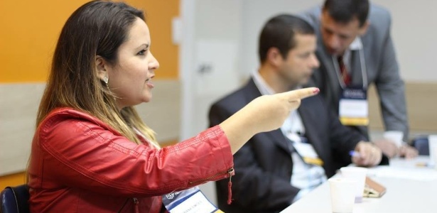 Mariana Simões, da Movementes, durante reunião do Clube do Networking - Divulgação