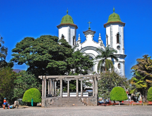 Praça Duque de Caxias, em Santa Tereza, Belo Horizonte, onde fica a paróquia de Santa Tereza - Divulgação/Prefeitura de Belo Horizonte
