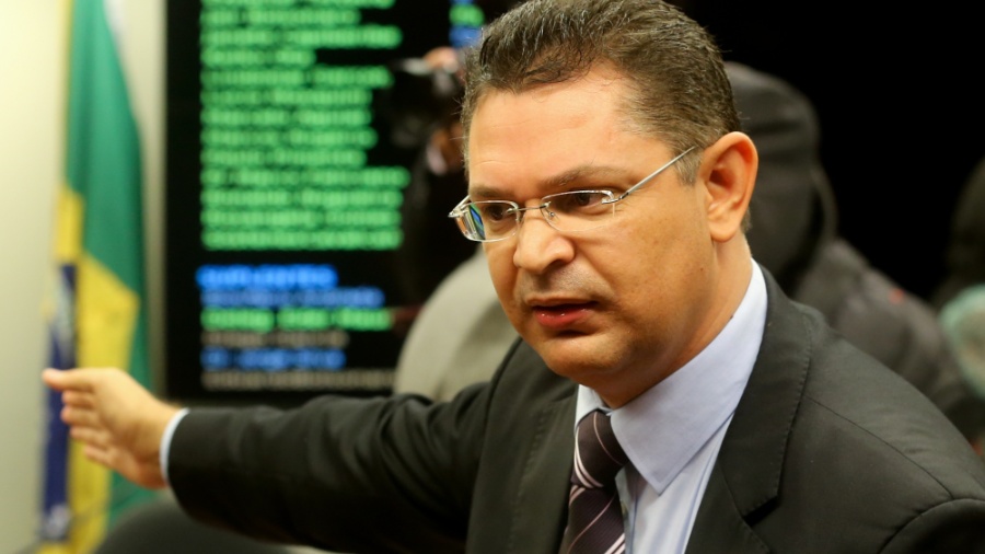 O deputado Sóstenes Cavalcante (DEM-RJ), integrante da Frente Parlamentar Evangélica - Alan Marques/ Folhapress