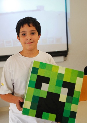 Professor usa Minecraft para trabalhar etiqueta virtual e criar