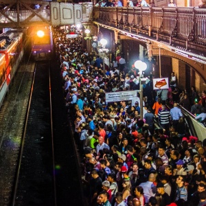 Passageiros lotam a plataforma da estação Luz, da CPTM (Companhia Paulista de Trens Metropolitanos) - Cris Faga/Fox Press Photo/Estadão Conteúdo